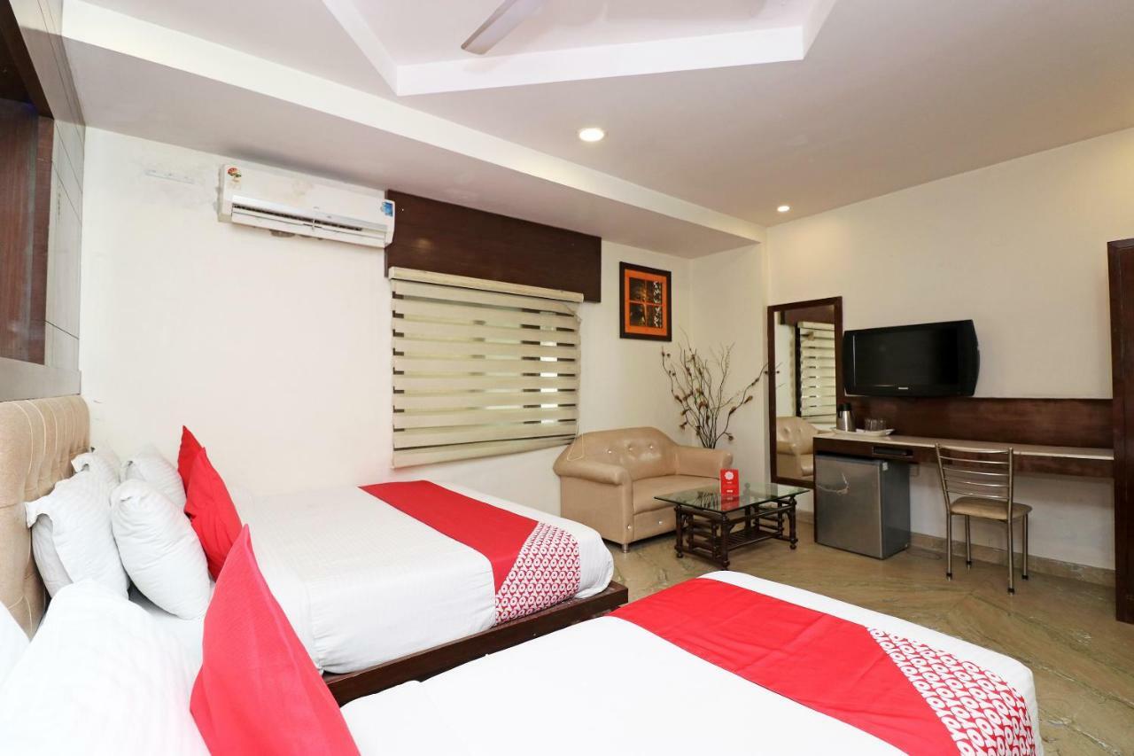 Oyo 30698 Hari Om Guest House Jādabpur Exteriör bild
