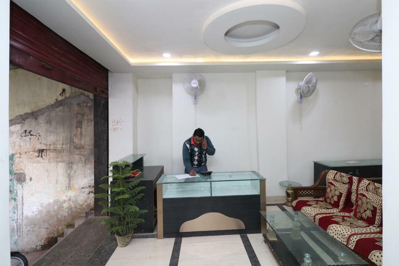 Oyo 30698 Hari Om Guest House Jādabpur Exteriör bild