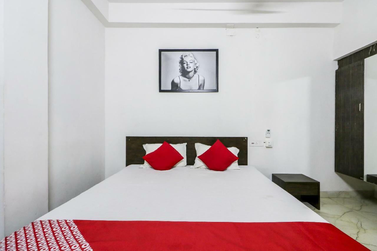 Oyo 30698 Hari Om Guest House Jādabpur Exteriör bild