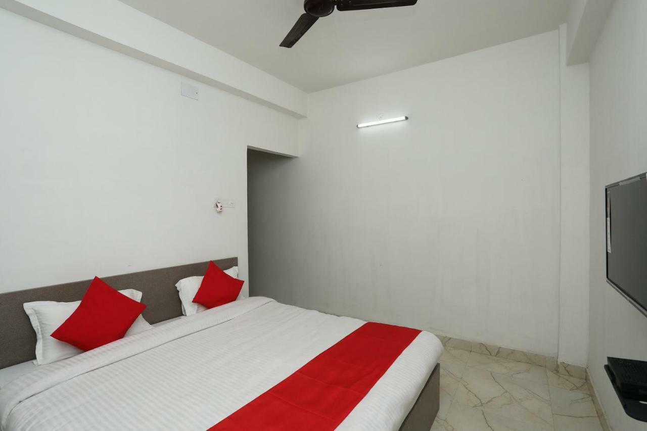 Oyo 30698 Hari Om Guest House Jādabpur Exteriör bild